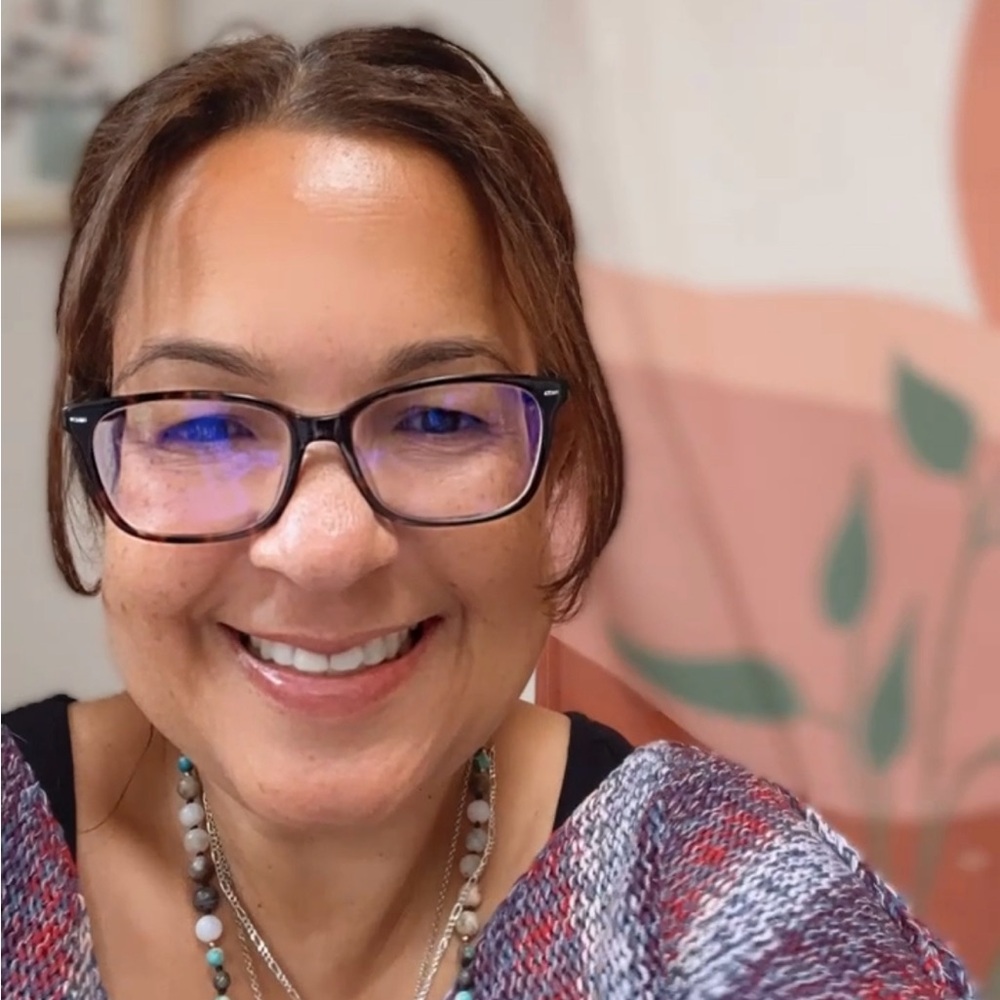 Meet your Posher, Gigi